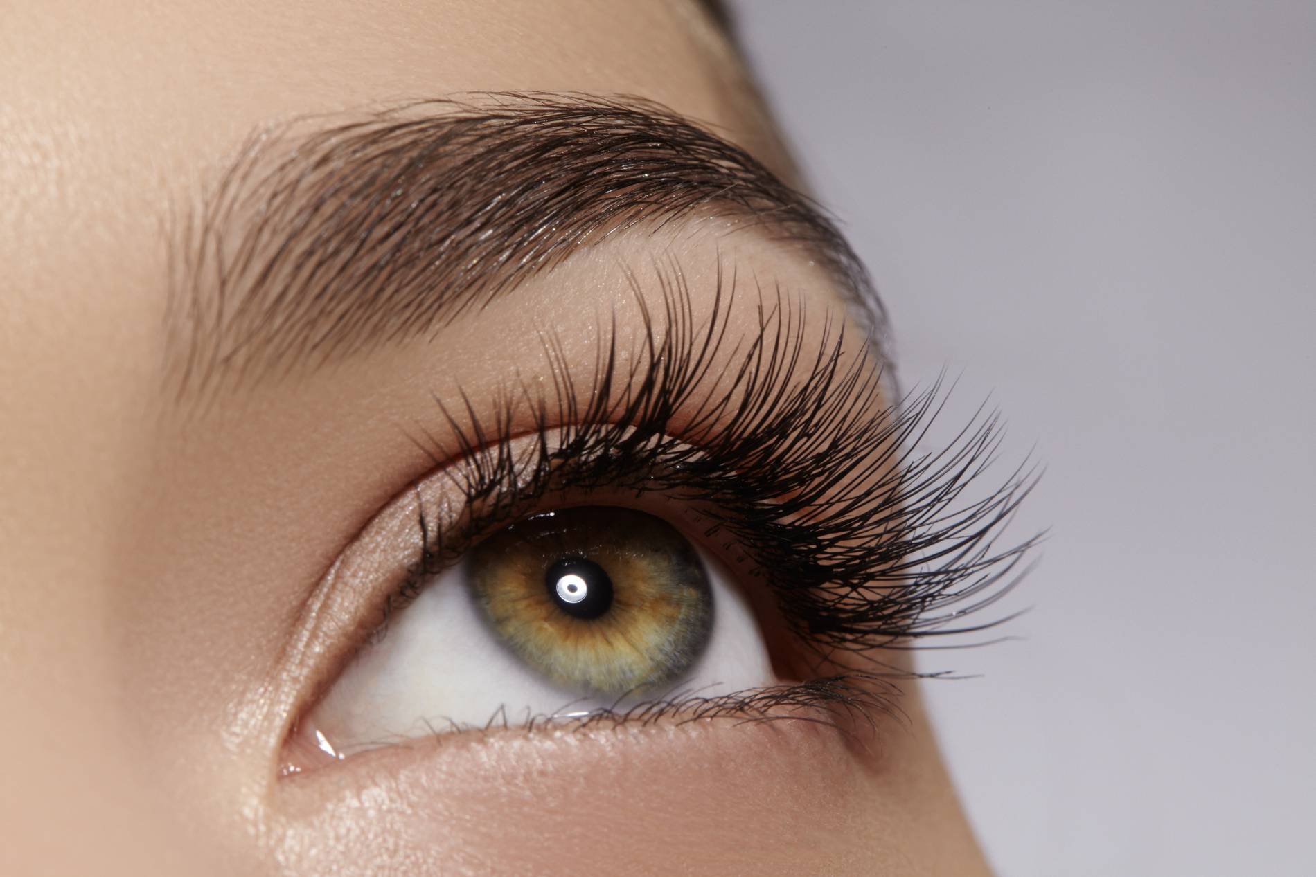 Considering a Lash Lift? Read This First.
